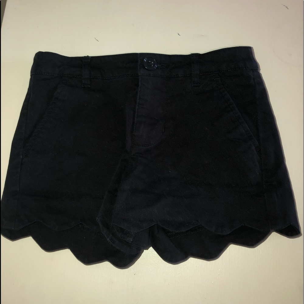 crown & ivy kids 8 black scallop pattern